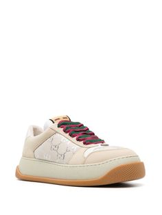 Gucci Screener GG-lamé Sneakers - Farfetch Gucci Screener, Double G Logo, Gucci Sneakers, G Logo, Chanel 2, Iconic Bags, Summer Beach Wear, Flat Boots, Ballet Flat Shoes