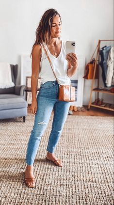 Stichfix Outfits 2022, Chic Clean Outfits, Simple Going Out Outfits Night Summer, California Professional Outfits, Boat Fashion Women Summer, California Inspired Outfits, Cute Work Tops, Short Story Box Outfits, Southern Classy Outfits