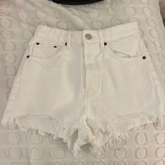 Brand New Jean Shorts Size 4 Cute White Shorts, White High Rise Bottoms For Day Out, White High-rise Bottoms For Day Out, Summer High Rise White Bottoms, Zara White Beach Bottoms, Zara High Waist Summer Bottoms, Zara High-waisted Shorts For Summer, Zara High-waisted Summer Shorts, White Mid-rise Summer Bottoms