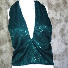 Nwt Vint & Love Green Sparkle Sleeveless Sequined & Glitter Blouse For Wedding All Seasons Size L New With Tag Please See Pictures For Details Green V-neck Party Top, Fitted V-neck Tank Top For Wedding, Fitted Sleeveless Blouse Halter Top For Evening, Fitted Sleeveless Halter Top For Evening, Sequin Halter Neck Top For Night Out, Evening Party Season Halter Neck Tank Top, Glamorous Halter Neck Tank Top For Evening, Sleeveless Halter Top For Evening Parties, Sleeveless Halter Top For Evening Party Season