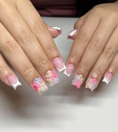 Summer Shorties Nails Designs, Spring Shorties Nails, Summer Shorties Nails, Short Coquette Nails Square, Shorties Nails Square Spring, Short Acrylic Nails Spring 2024, Spring Nail Sets Short, Short Square Acrylic Nails Hibiscus Flower, Short Square Acrylic Nails 3d Flowers