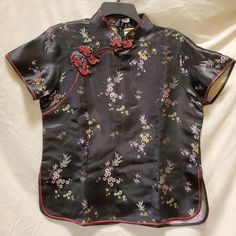 New, Chinese Mandarin Collar Qipao Blouse. There Is No Stretch And It Does Run Small As Is Normal With Chinese Traditional Clothing. There Is A Partial Zipper For The Neck. Size Xxl, Fits Western Large. I Recommend A Max Bust Of 38"-40" For Best Fit. Chinese Dragon Clothes, Black Silk Blouse With Floral Print, Traditional Black Tops With Floral Print, Traditional Silk Top With Floral Print, Black Silk Short Sleeve Top, Traditional Black Short Sleeve Blouse, Black Embroidered Silk Top, Black Silk Short Sleeve Blouse, Embroidered Silk Short Sleeve Tops