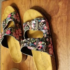 Nwot Floral Twisted Brand Sandals. Never Worn. Has A Mark That Shoes Where Pricetag Was And Is Shown In Pictures. These Are Not Adjustable Buckle Is Ornamental. Size 8 Pink Textured Footbed Sandals For The Beach, Pink Cushioned Footbed Sandals For Vacation, Pink Textured Footbed Sandals For Beach, Pink Beach Sandals With Textured Footbed, Pink Open Toe Footbed Sandals For Vacation, Pink Footbed Sandals With Buckle Closure For Spring, Pink Flat Footbed Sandals For The Beach, Pink Open Toe Footbed Sandals For Spring, Pink Footbed Sandals For Beach In Spring