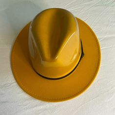 Cowboy Hat New Without Tags Yellow Casual Fedora With Flat Brim, Casual Yellow Fedora With Flat Brim, Yellow Flat Brim Fedora Casual Style, Casual Yellow Fedora With Short Brim, Casual Yellow Fedora Hat, Casual Brimmed Sun Hat For Party, Trendy Yellow Hats For Fall, Trendy Yellow Fall Hat, Trendy Yellow Fall Hats