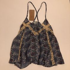 This Paper Crane Tank Is So Pretty. It Is Lightweight And Flowy. New With Tags. Size Xs. Would Be Perfect For Every Day Summer Wear, Festivals, Or Concerts! Paper Crane, Boho Lace, Top Graphic Tees, Clothing Hacks, Cute Fits, Dress Romper, Blue Cream, Long Sweaters, Summer Wear