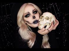 Glam Skeleton Makeup, Pretty Skeleton Makeup, Skull Makeup Look, Glam Skeleton, Skeleton Makeup Tutorial, Skull Face Makeup, Halloween Makeup Artist