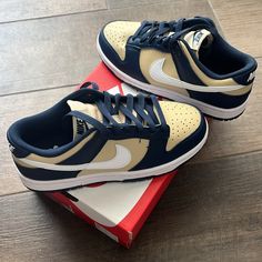 From Revolve. Brand New In Box Size 6. Midnight Navy, Team Gold. Shoes And Outfits, Organization Shoes, Nike Women Shoes, Cool Nike Shoes, Dressing Shoes, Shoe Outfits, Shoes Creative, Storage Shoes, Shoe Organization