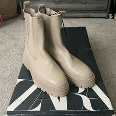 Purchased From Another Seller;Unfortunately Too Big For My Feet. New, Leather, Never Been Worn, Doesn’t Have The Price Tag, But Has Zara Tag Still Attached. Slight Creases From Trying On. Great Color For Fall, Goes With Anything. Sz 39 Zara Casual Cream Boots, Casual Cream Zara Boots, Zara Beige Ankle-high Boots, Zara Beige Ankle Boots, Zara Beige High Ankle Boots, Casual Beige Zara Boots, Chelsea Ankle Boots, Zara Shoes, Moto Boots