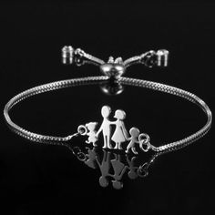 Family Series Friendship Metal Bracelet Mom Daughter Heart Beads Silver Color Chain Character Women Couple Jewelry Charm GiftsModel Number:4000317653905 Family Bracelet, Family Series, Family Bracelets, Sisters By Heart, Circle Bracelet, Inspirational Bracelets, Metal Bracelet, Knot Bracelet, Couple Jewelry