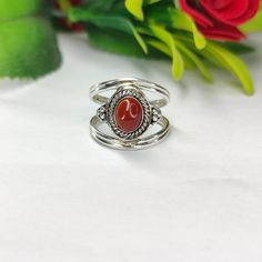 Carnelian Ring, Gemstone Ring, Boho Ring, Handmade Ring, 925 Silver Ring, Beautiful Ring, Christmas Ring, Dainty Ring, Fidget Ring, Gift Her All my Designs are original. Stone - Carnelian  Size - All Ring Size Setting - Bezel This Ring is for Women You will receive a Ring like the one in the pictures This Ring have 925 Stamp Suitable for use in everyday situations, or can also be used as a gift. Unique design will make a special attraction for the wearer. I make my jewelry with passion and love. The perfect gift for a Special occasion Wholesale Orders Accept on Wholesale Price All Pieces Have 925 Stamp Christmas Ring, Zierlicher Ring, Carnelian Ring, Fidget Rings, 925 Silver Ring, Ring Boho, Boho Ring, Ring Dainty, Ring Gemstone