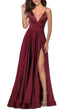 This dress is more than just an outfit; it's a statement of elegance and poise. Pair it with your favorite heels and statement jewelry for a complete look that exudes confidence and grace. Whether you're attending a special event or simply want to feel glamorous, our Women's Classy Satin Dress is the ultimate choice for any occasion. Burgundy Wedding Guest Dress, Wedding Dress Websites, Satin Ballgown, Satin Evening Gown, Ball Skirt, Satin Dress Long, Prom Dresses Modest