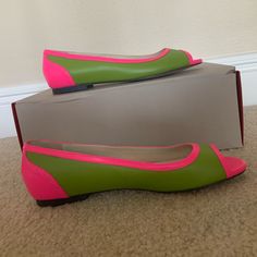 Great Vibrant Color And Never Worn Flats. Small Stain On The Inside Of The Right Flat Which Can Be Seen In The Pictures. Green Flats With Branded Insole, Green Closed Toe Synthetic Flats, Green Synthetic Flats, Spring Green Synthetic Flats, Shoes Custom, Flat Shoes Women, Loafer Flats, Women's Shoes, Custom Made