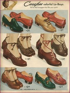 Sears fall/winter 42-43. Era Victoria, 1940s Outfits, Fashion 1940s, 20th Century Fashion, Winter Vintage, 40s Fashion, Retro Mode