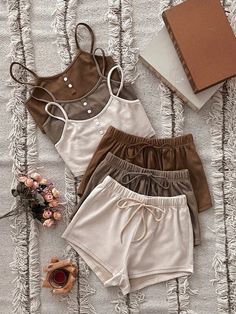 Loungewear Outfits, Simple Trendy Outfits, Cute Everyday Outfits, Cute Simple Outfits, Really Cute Outfits, Pyjama Set, Lounge Sets, Mode Inspiration