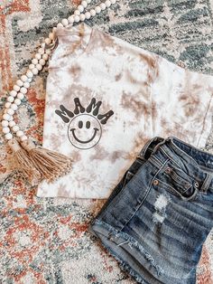 Smiley Mama Tee! -Tan acid washed -pocket design Gildan tee. Trendy Faded Bleached T-shirt, Trendy Hand Dyed Crew Neck T-shirt, Summer Tie Dye T-shirt With Funny Print, Spring Washed Tie Dye T-shirt, Spring Tie-dye Washed T-shirt, Casual Washed T-shirt For Festival, Trendy Bleached Faded T-shirt, Festival Acid Wash Soft-washed Tops, Acid Wash Soft-washed Tops For Festival