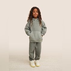 Nwt Mate The Lable Mini Organic Fleece Hoodie In Color Forest Size 12/18 Months Winter Fleece Hoodie For Playwear, Sporty Long Sleeve Hoodie For Playtime, Sporty Long Sleeve Sweatshirt For Playtime, Sporty Hooded Hoodie For Playtime, Sporty Long Sleeve Sweatshirt For Playwear, Winter Long Sleeve Hoodie For Playwear, Casual Winter Sweatshirt For Playwear, Winter Hooded Sweatshirt For Playwear, Hooded Hoodie For Playwear In Fall