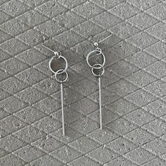 We love stainless steel jewellery! It can look sleek, punky and also lend itself to a hippyish aesthetic.▪️▪️▪️PRODUCTSold by Pair (2pcs)BTS Vertical Dangle Bar Earrings316L surgical stainless steel Never Fade and Hypoallergenic***VISIT STORE FOR MORE PRODUCT***🔗 https://www.etsy.com/ca/shop/TWISTEEL▪️▪️▪️ S H I P P I N G  All orders will be shipped on the next business day. UNITED STATES  - USPS First-Class Mail• 3 - 6 Business Days Tracking & Insurance includedCANADA - Canada Post• 2 - 8 Bts Earrings, Kpop Earrings, Spike Hoop Earrings, Double Hoop Earrings, Dangle Hoop Earrings, Bar Studs, Feb 7, Earrings Minimalist, Canada Post