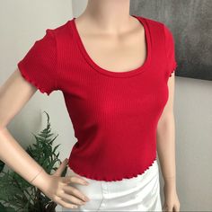 Bright Red Ribbed Knit Midi Top By Guess. Scoop Neck. Size Medium & True To Size For The Brand. Underarm To Underarm (Lying Flat) It’s 15 Inches Across. Very Stretchy Fabric. Total Length Is 18 Inches. It’s New With Tags/Not Previously Worn. Buy With Confidence; I’m A Posh Ambassador, Top-Rated Seller & Fast Shipper. Red Ribbed Casual Top, Casual Red Ribbed Top, Casual Red Tops With Ribbed Neckline, Stretch Ribbed Red Top, Stretch Red Ribbed Top, Fitted Ribbed Red Tops, Red Casual Scoop Neck Top, Casual Red Scoop Neck Top, Knit Midi