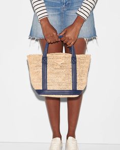 Crafted for both style and functionality, the MZ Wallace Small Raffia Tote is your perfect everyday companion. Made from a unique and stylish fabrication, it boasts a touch of personality with luxurious natural Italian leather trim. Materials: Fabrication: Novelty Trim: Natural Italian leather Size & Fit: Dimensions: 16.14 in L × 7.68 in W ×9.84 in H Weight: 0.9 lb Handle Drop: 4.72 in Details: Made from a unique and stylish novelty fabrication, this tote offers a touch of personality. Natural I Summer Tote Bags, Matte Black Hardware, Mz Wallace, Summer Tote, Cashmere Accessories, Sun With Sunglasses, Leather Hardware, Black Lacquer, Bare Necessities