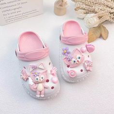 Slippers Cartoon, Flower Slippers, Cartoon Shoes, Summer Soft, Slippers Summer, Viral Reels, Kitchen Shop