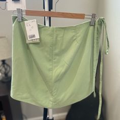 Nwt Light Green Size 8 Mini Skirt Trendy Mini Wrap Skirt For Spring, Casual Mini Wrap Skirt For Summer, Casual Summer Mini Wrap Skirt, Casual Mini Length Wrap Skirt For Summer, Summer Mini Length Relaxed Wrap Skirt, Spring Mini Length Wrap Skirt, Trendy Lined Wrap Skirt For Summer, Cotton Skort For Spring And Summer, Casual Mini Wrap Skirt For Day Out