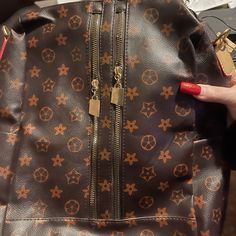 Woman’s Backpack Brand New Brown And Black With A Design Trendy Brown Backpack With Zipper Pocket, Trendy Brown Leather Backpack With Zipper Closure, Backpack Brands, A Design, New Color, Black And Brown, Bag Lady, Backpacks, Brand New