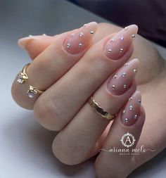 Beauty Hacks Nails, Classy Acrylic Nails, Gem Nails, Glam Nails, Nails Desing, Dream Nails, Pretty Acrylic Nails, Chic Nails, Rhinestone Nails