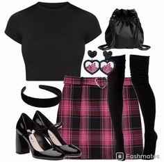 Cute Draculaura, Extra Fashion, Punk Style Outfits, A Cartoon Character, Inspired Clothes, Pastel Goth Fashion, Website Coming Soon, Chic Fall Outfits, Casual School Outfits