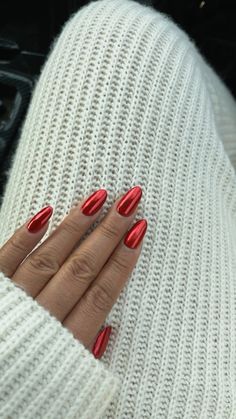 Red Nails Gel Extension, Red Tip Nails With Chrome, Christmas Bio Gel Nails, Red Donut Glaze Nails, December Nails Christmas Red, Basic Nails Christmas, Luminary Christmas Nails, Red Nails Crome, Red Chrome Nails Acrylic