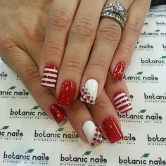 Instagram photo by botanicnails #nail #nails #nailart White And Red Valentines Nails, Valentine Nails Designs Gel, Valentine Nails Designs, Red Valentines Nails, Ongles Beiges, Botanic Nails, Prom Nail Designs, Red And White Nails