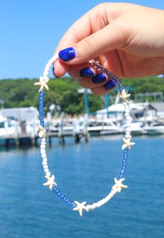 August 2022 choker launch!! Our handmade beaded blue and white chokers are uniquely designed and created with care! Please read the FAQ on more information regarding jewelry care! Cute Accessories Necklaces, Diy Summer Jewelry Ideas, Summer Handmade Jewelry, Beach Beaded Jewelry, Diy Summer Jewelry, Blue And White Jewelry, Summer Jewelry Diy, Trendy Diy Jewelry, Summer Jewlery