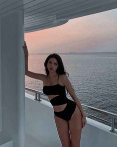 Corp Perfect, Swimsuit Aesthetic, Swimsuits Photoshoot, Trendy Swimsuits, Swimsuits Outfits, Foto Tips, Cute Bathing Suits, Cute Swimsuits, Cute Bikinis