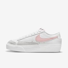 Praised for its classic simplicity and comfort, the Nike Blazer Low Platform elevates the hoops icon. The lifted midsole/outsole lets you step confidently while the upper keeps the proportions you loved from the original. Air Max 96, Blazer 77, Nike Blazer Low, Blazer Low, 95 Nike, Women Platform Shoes, Nike Brand, Nike Air Max Plus, Air Max Plus