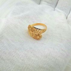 Gold Ring Design For Women, Ring Design For Women, Gold Ring Indian, Gold Ring Design, Jewellery Designing, Rings Light, Couple Ring Design, Ruby Wedding Rings, Ring Indian