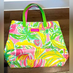 Lilly Pulitzer For Estee Lauder Fruit Banana Strawberry Tote Shopping Beach Bag Yellow Large Capacity Beach Bag For Shopping, Yellow Shoulder Beach Bag For Spring, Trendy Yellow Shoulder Bag For Beach Season, Spring Yellow Shoulder Beach Bag, Yellow Shopping Bag For Beach Season, Yellow Shopping Bags For Beach Season, Yellow Bags For Shopping In Beach Season, Large Capacity Yellow Summer Bag, Trendy Yellow Beach Bag With Large Capacity