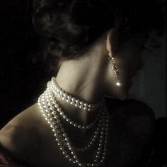 Walburga Black, Mrs Hudson, Putao, 사진 촬영 포즈, Anna Karenina, Dark Feminine Aesthetic, Mia 3, Keira Knightley, Feminine Aesthetic