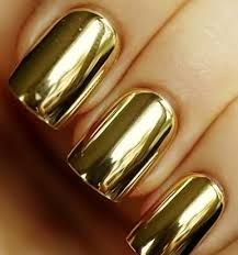 Uñas doradas 2020 | unas2020.com Metallic Gold Nails, Gold Chrome Nails, Chrome Nail Polish, Metallic Nail Art, Metallic Nail Polish, Gold Nail Polish, Nails Gold, Diva Design, Jewelry Tattoo