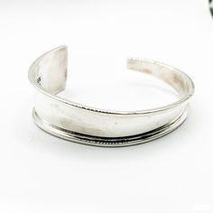 Vintage Cuff Bracelet Graduated Sterling Silver 24.2 grams 2.75 inches across Vintage Cuff Bracelet, Sterling Silver Cuff Bracelet, Sterling Silver Cuff, Silver Cuff Bracelet, Silver Cuff, Cuff Bracelet, Cuff Bracelets, Jewelry Bracelets, Cuff