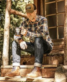 Project Manager Outfit Construction Men, Summer Rugged Style Men, Modern Farmer Outfit Men, Modern Lumberjack Style, Men’s Mountain Fashion, Mens Farmer Fashion, Mountain Fashion Men, American Workwear Style Men, Men’s Rustic Fashion