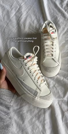 Trendy Shoes Sneakers, Pretty Shoes Sneakers, Shoe Wishlist, A Short Story, Cute Sneakers, Hype Shoes, Shoe Inspo, Girly Shoes, Aesthetic Shoes