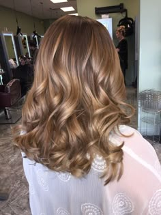 Blonde Hair Honey Caramel, Brown Hair With Blonde Balayage, Blond Highlights, Honey Blond, Brunette Ombre, Blond Ombre, Brown Ombre Hair, Blond Balayage