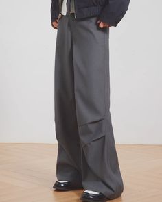 Trendy wide pants with loose sizing.

Available in monochrome colors, perfect for daily use.

You can mix and match it without having to choose tops or outerwear.
◾️Model
Height/Weight：170cm(66.9in)/46kg(101.4lb)
Fitting Size：M

◾️Material
viscose 20%
polyester 80%




Size (cm)
Length
Waist
Hip


XS
98
62
91


S
101
66
95


M
104
70
99


L
107
74
103 Oversized Wide Leg Pants For Workwear, Gray Wide Leg Pants For Spring Workwear, Spring Gray High-waisted Wide Leg Pants, Chic Gray Wide Leg Full Length Pants, Chic Gray Wide Leg Pants, Fall Season Wide Leg Trousers, Gray Relaxed Fit Wide Leg Pants, Oversized Full Length Wide Leg Pants For Fall, Chic Gray High-waisted Wide Leg Pants