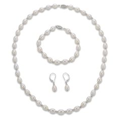 Complement her chic and classy style with this beautiful cultured pearl strand gift set. Sterling silver The matching necklace, bracelet and drop earrings feature freshwater cultured pearls and textured beads Necklace: 20 inches; fish hook clasp Bracelet: 7.5 inches; fish hook clasp Earrings: lever backs Boxed and ready to gift Diamond Fashion Jewelry, Jared The Galleria Of Jewelry, Pearl Gifts, Anniversary Jewelry, Popular Jewelry, Freshwater Cultured Pearls, Bracelet Clasps, Diamond Fashion, Matching Necklaces