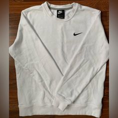 Although The Tag Says Large, I’m Ngl This Is Definitely A Small. Nike White Sweatshirt With Letter Print, Nike Crew Neck T-shirt For Fall, Nike Crew Neck Sweatshirt With Logo Print, Basic Nike Sweatshirt With Crew Neck, Nike Crew Top With Letter Print, White Nike Crew Top, Nike White Sweatshirt With Logo Print, Nike White Crew Top, Nike White Crew Neck Sweatshirt