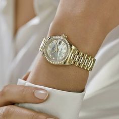 Browse Rolex Womens Watches online at Harrods. Official Authorised Rolex retailer of Men and Ladies Rolex Watches. Discover more at Harrods. Rolex Datejust Men, Ladies Bracelet Watch, Womens Designer Watches, Rolex Women, Gold Rolex, Gold Watches Women, Rolex Explorer, Latest Watches