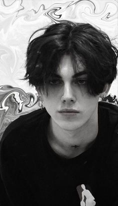 Grunge Guys, Emo Guys, Corte De Cabelo Masculino, The Perfect Guy, Hair Reference, Aesthetic Guys, Attractive Guys, Long Hair Styles Men