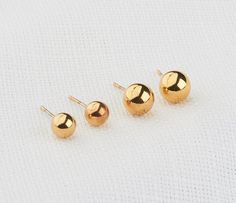 Gold Stud Earrings 14K Gold Filled Minimalist Earrings | Etsy Gold Earrings Stud, Dot Earrings, Accessories Inspiration, Gold Dot, Earrings For Girls, Stud Earrings Gold, Packing Jewelry, Ball Earrings, Gold Jewelry Earrings