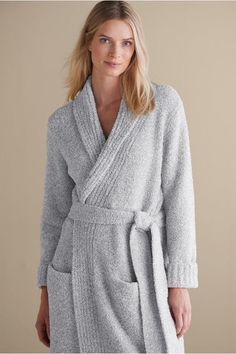 Once you slip on this supremely plush robe, you'll never want to get dressed. It's so cozy and inviting, truly the softest we've ever created. Evoking the feel of a luxurious spa day at home, it's also one of the season's best gifts. Pockets, self-belt. Winter Robes Women, Winter Robes, Plush Robe, Bath Robes For Women, Luxurious Spa, Tunic Leggings, Luxury Winter, Eyewear Shop, Spa Day At Home