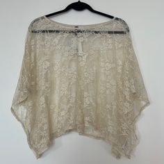 New With Tag H And M Lace Top H&M Ivory Beige Size Us 4 Great For Bathing Suit Cover Up With Shorts Or With Bra/Tank For Night Out H And M, Bra Tank, Bathing Suit Cover, Bathing Suit Cover Up, Bathing Suit, Bathing Suits, Lace Top, Night Out, H&m