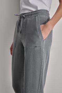 Smocked waist Pockets Drawstring at waist Hem hits at ankle Origins: Imported Style: DP4P3464 | DKNY Women's Smocked Waistband Jogger in Grey Size XL Smocking, Casual Pants, Gray Color, Grey, Pants, Trousers